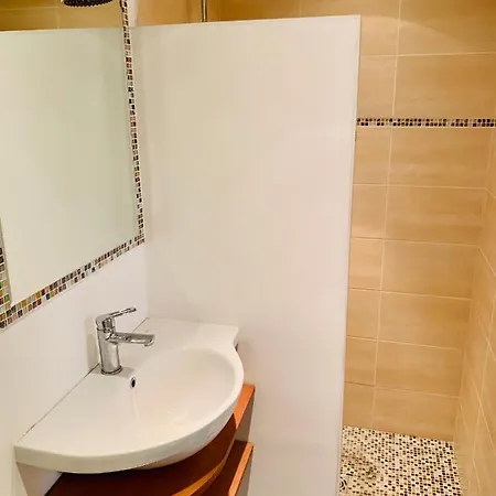 Apartment Ravissant En Plein Centre De