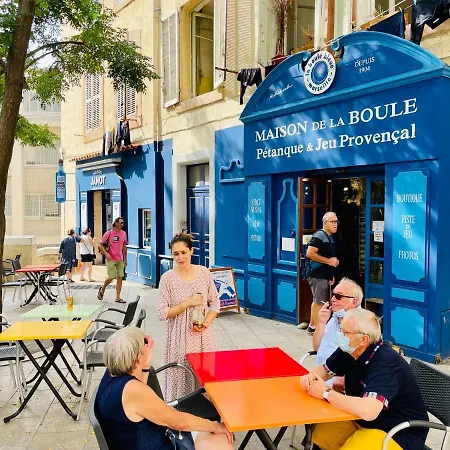 Ravissant En Plein Centre De Marseille